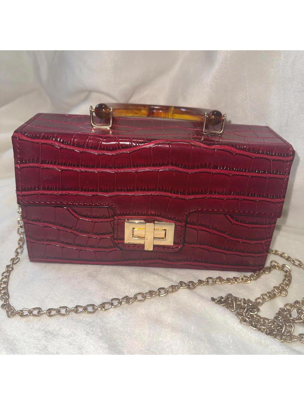 Y2K Vintage 2000's Red Croc Embossed Mini Bag Gold Chain Party Shoulder Purse